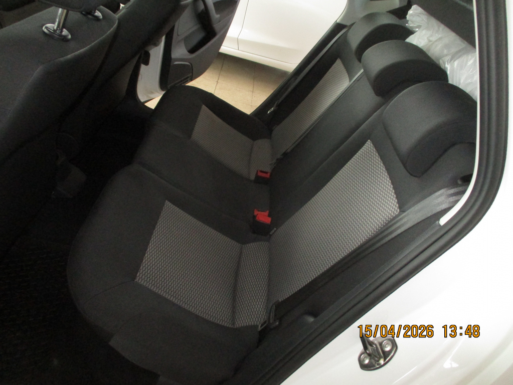 VOLKSWAGEN POLO 2014