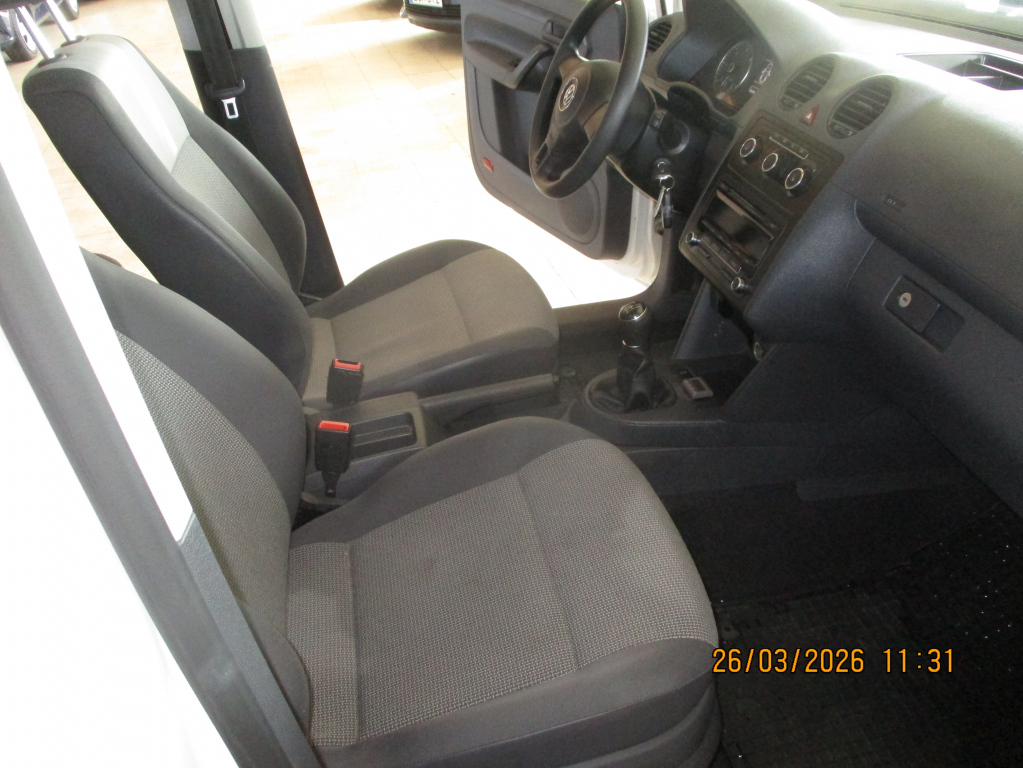 VOLKSWAGEN CADDY 2013