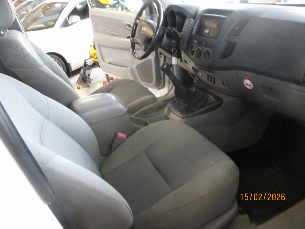 TOYOTA Hilux 2011