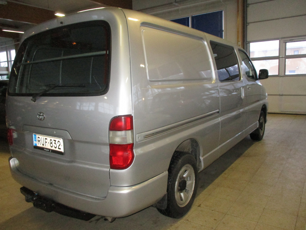 TOYOTA HIACE 2007