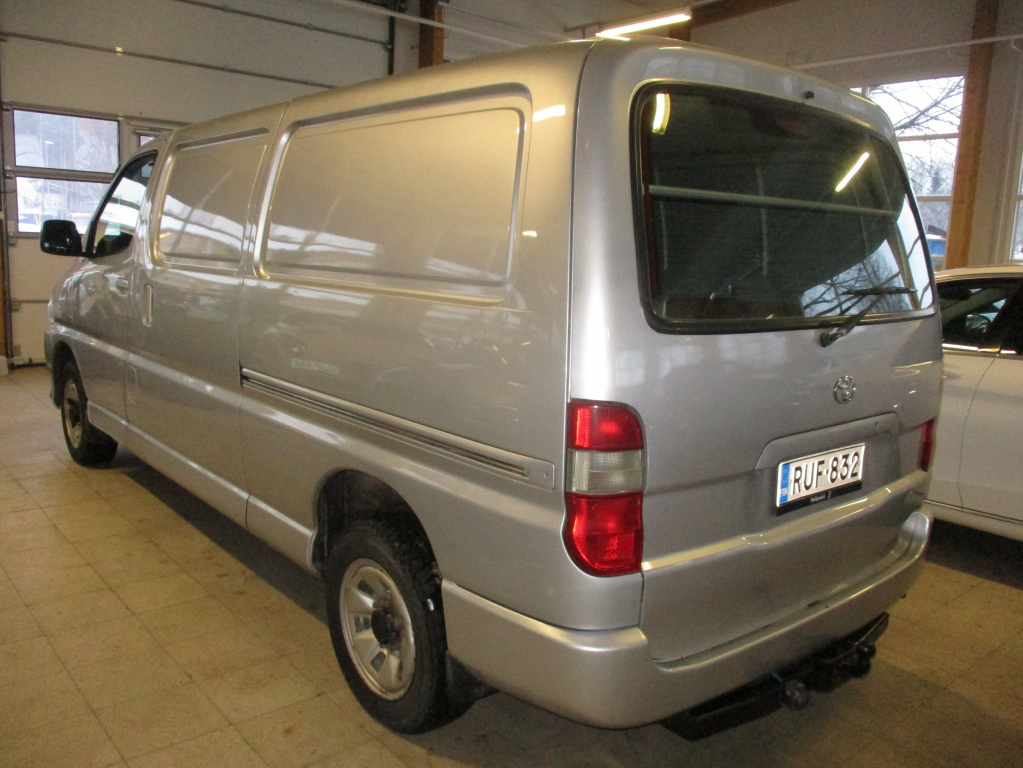 TOYOTA HIACE 2007