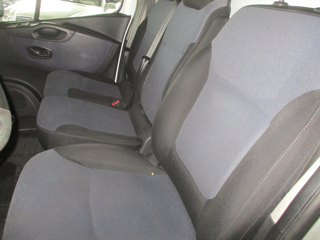 OPEL Vivaro 2016