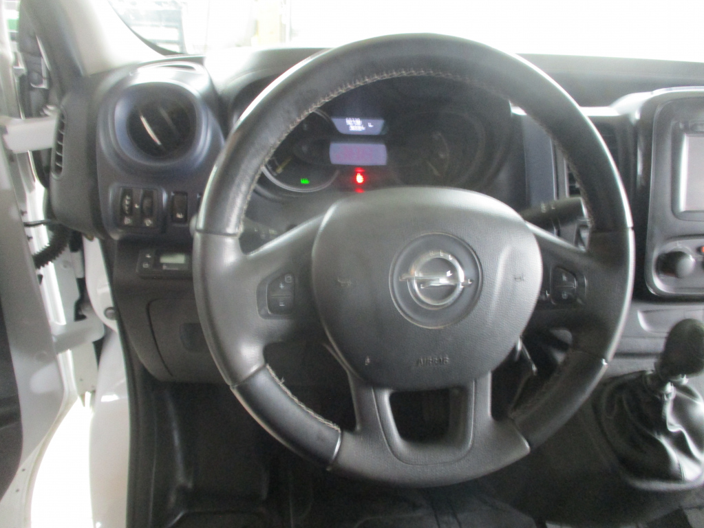 OPEL Vivaro 2016