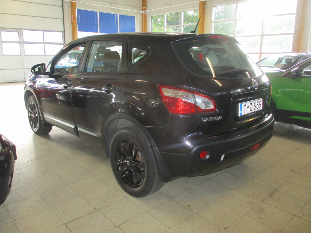 NISSAN Qashqai 2011