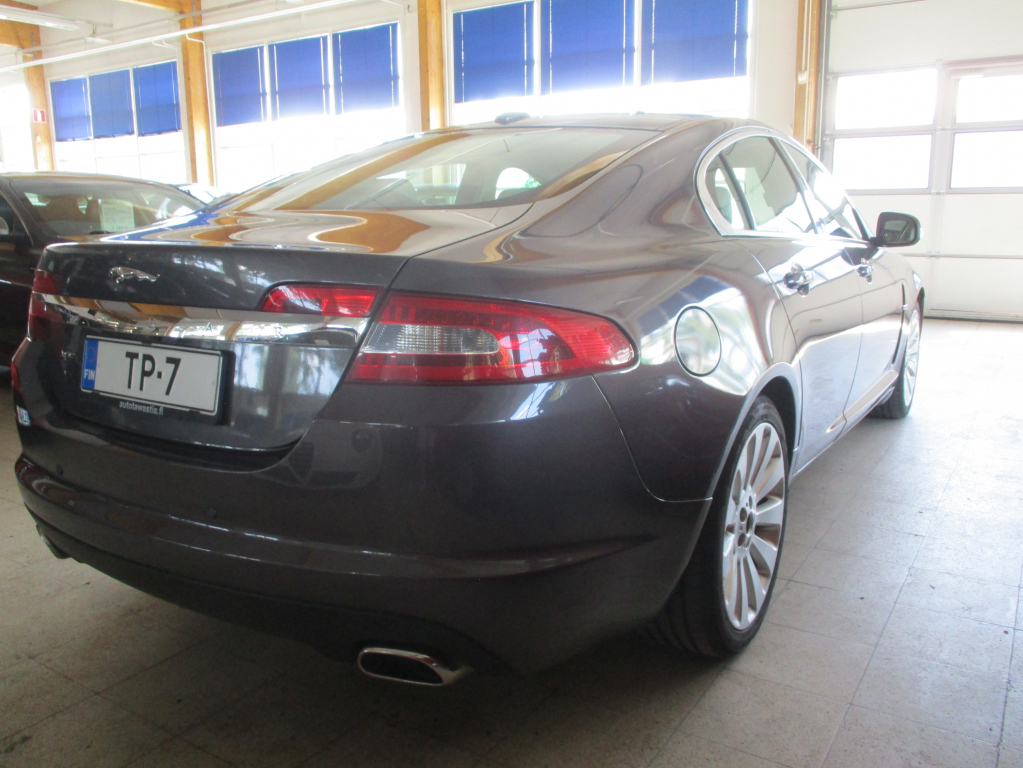 JAGUAR XF 2008