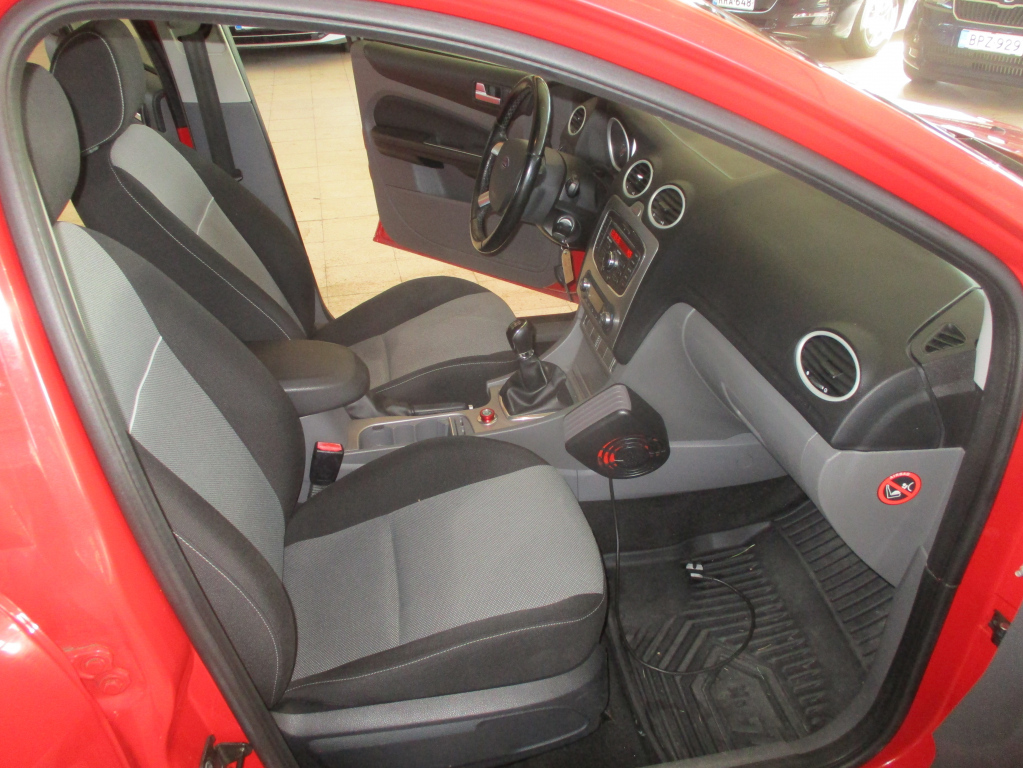 FORD FOCUS 2011