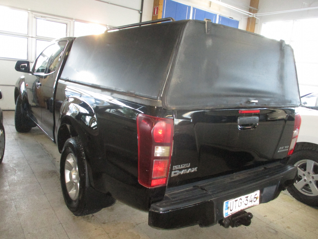 ISUZU D-Max 2013