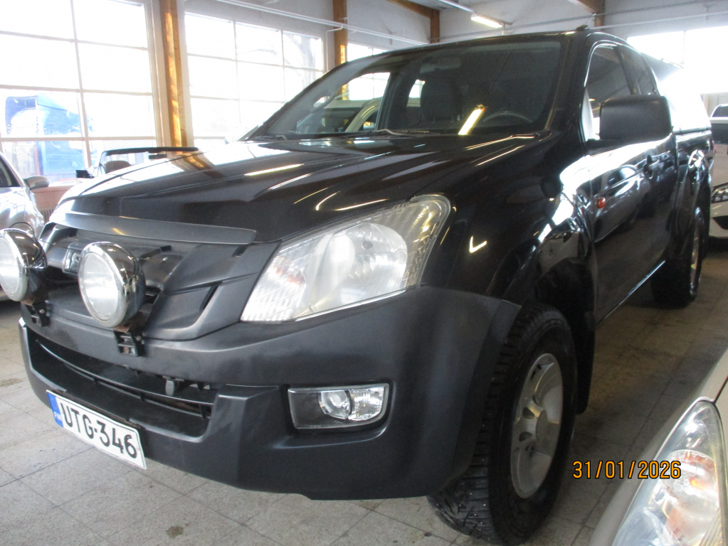ISUZU D-Max 2013