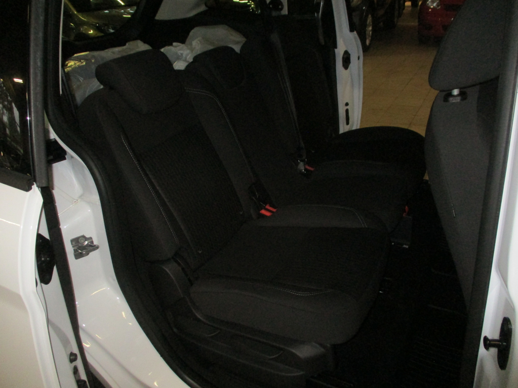 FORD Grand C-MAX 2016
