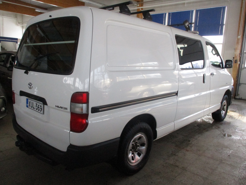 TOYOTA HIACE 2008