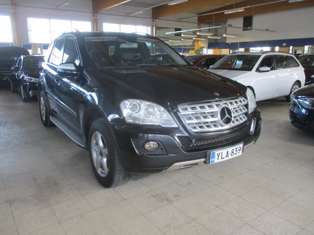 MERCEDES-BENZ ML 2010
