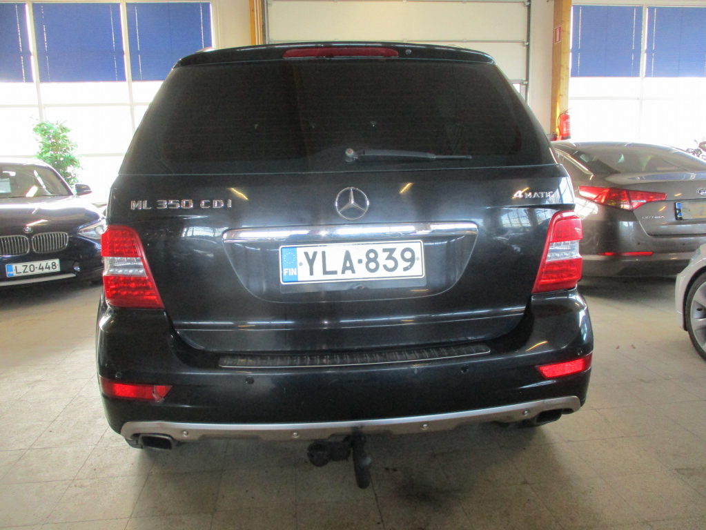 MERCEDES-BENZ ML 2010