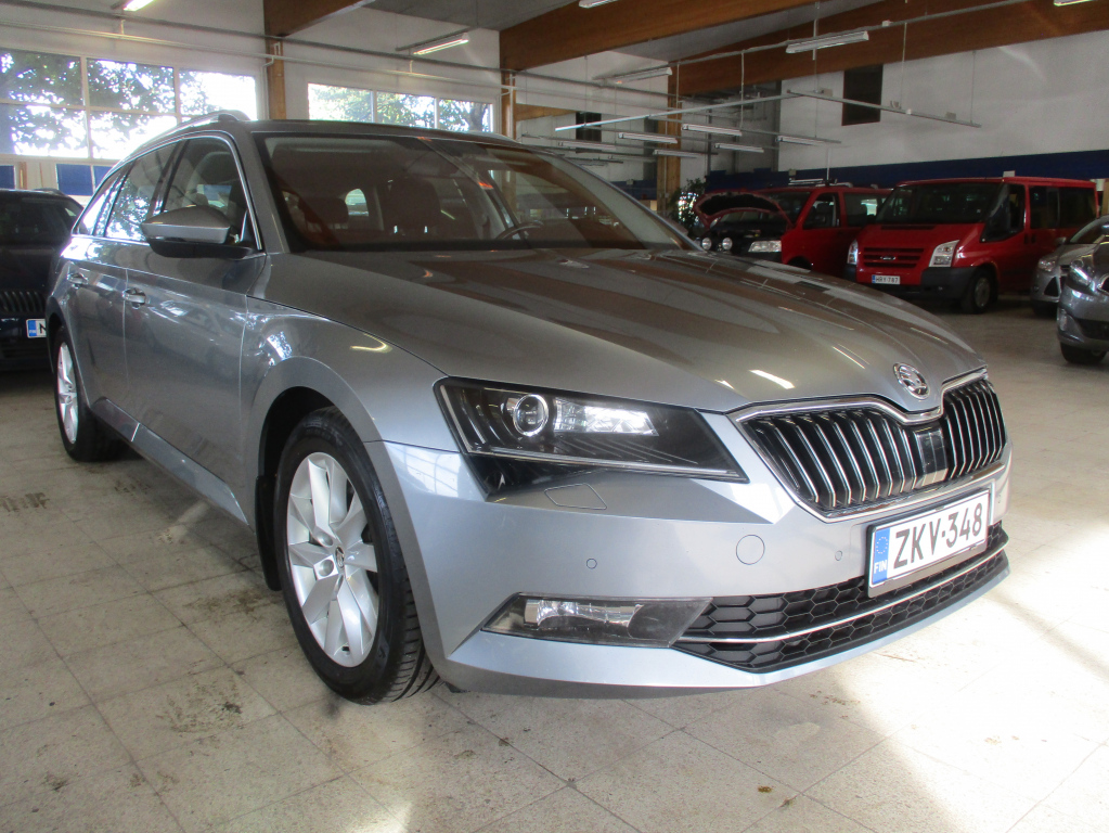 SKODA SUPERB 2016