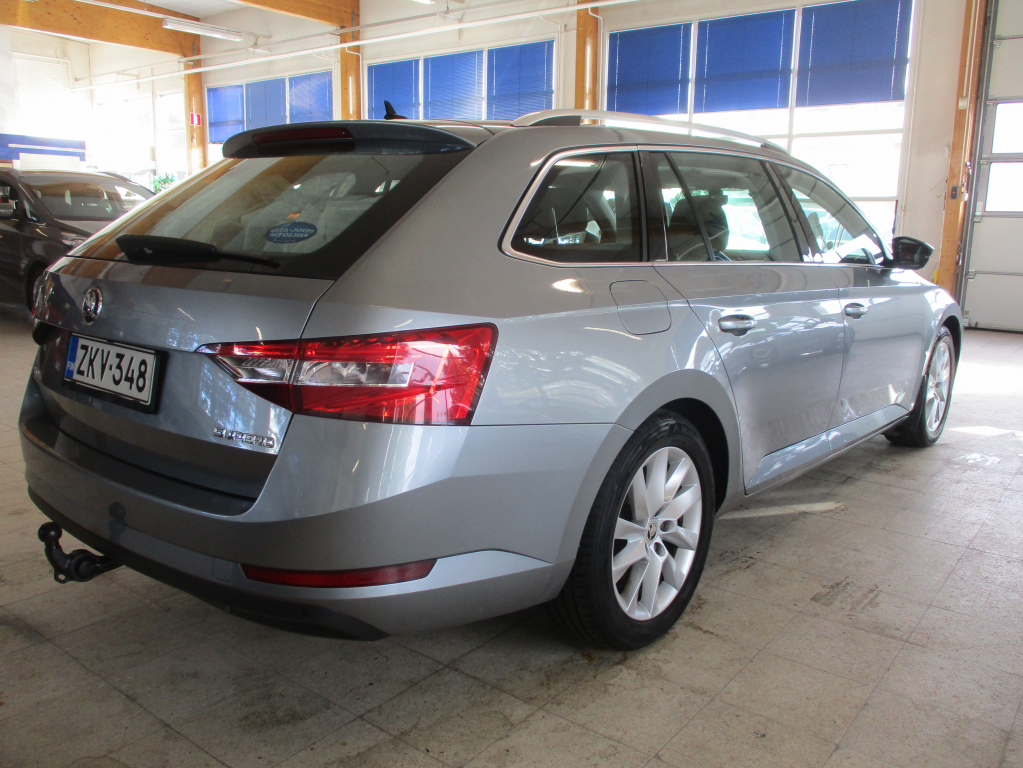 SKODA SUPERB 2016