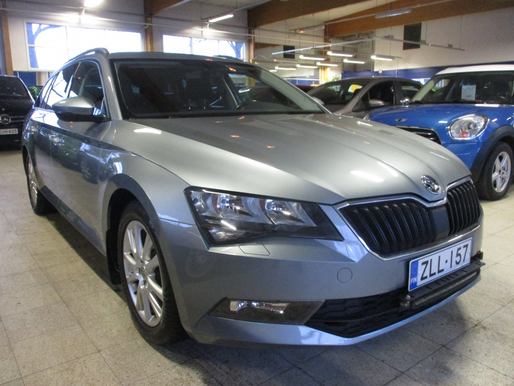 SKODA Superb 2017