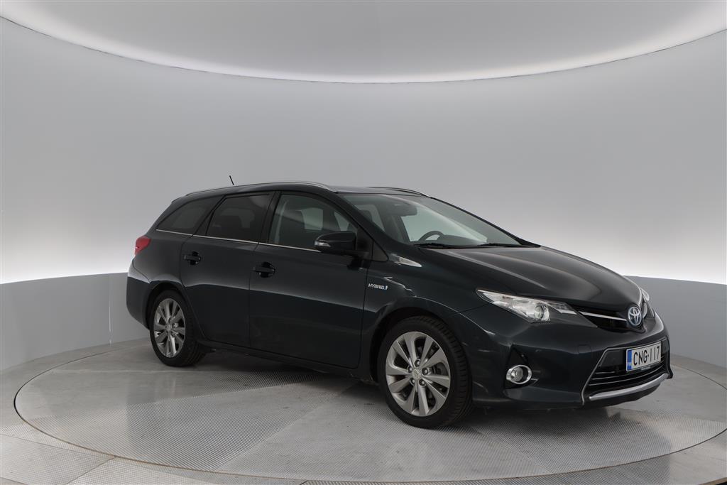 TOYOTA Auris 2015