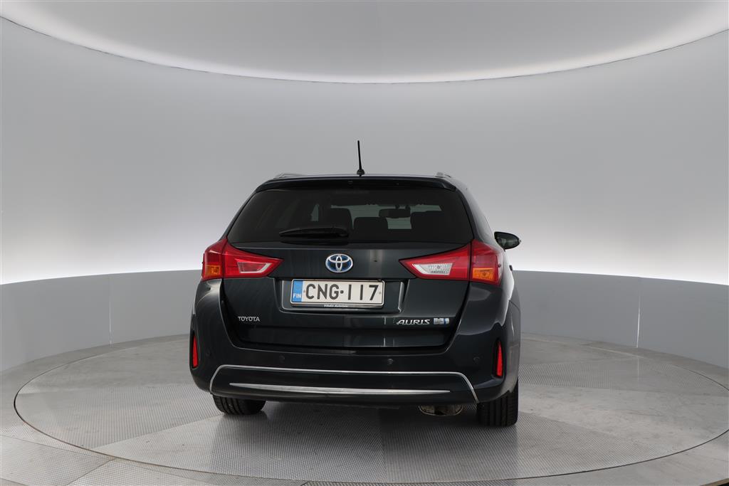 TOYOTA Auris 2015
