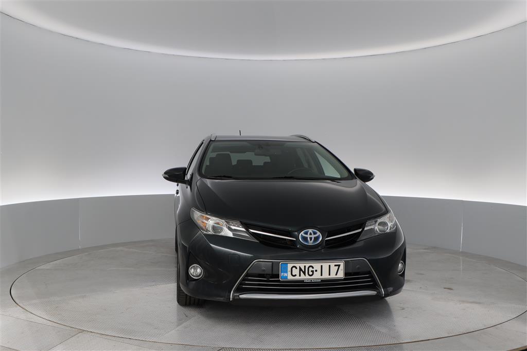 TOYOTA Auris 2015