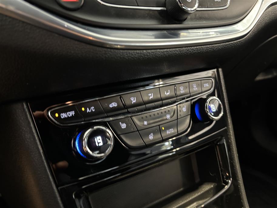 OPEL ASTRA 2021