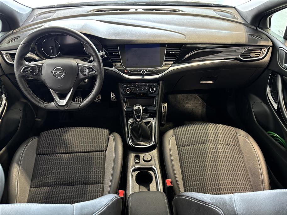OPEL ASTRA 2021