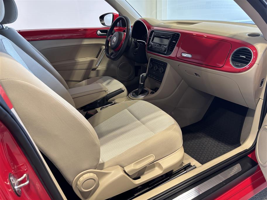 Volkswagen Beetle 2015