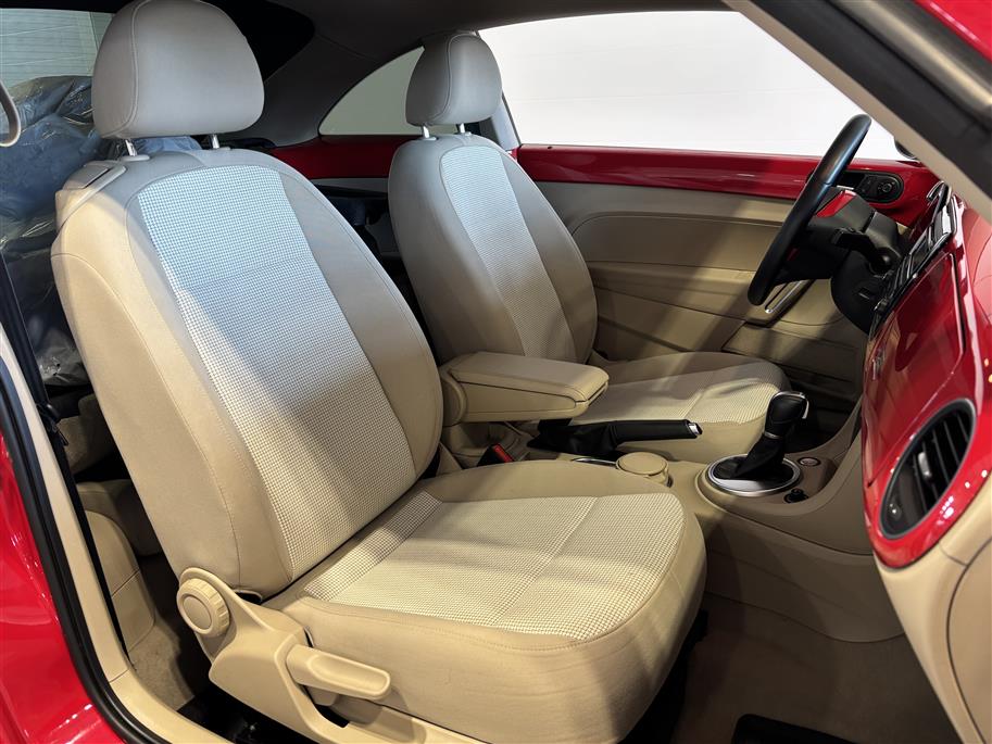 Volkswagen Beetle 2015