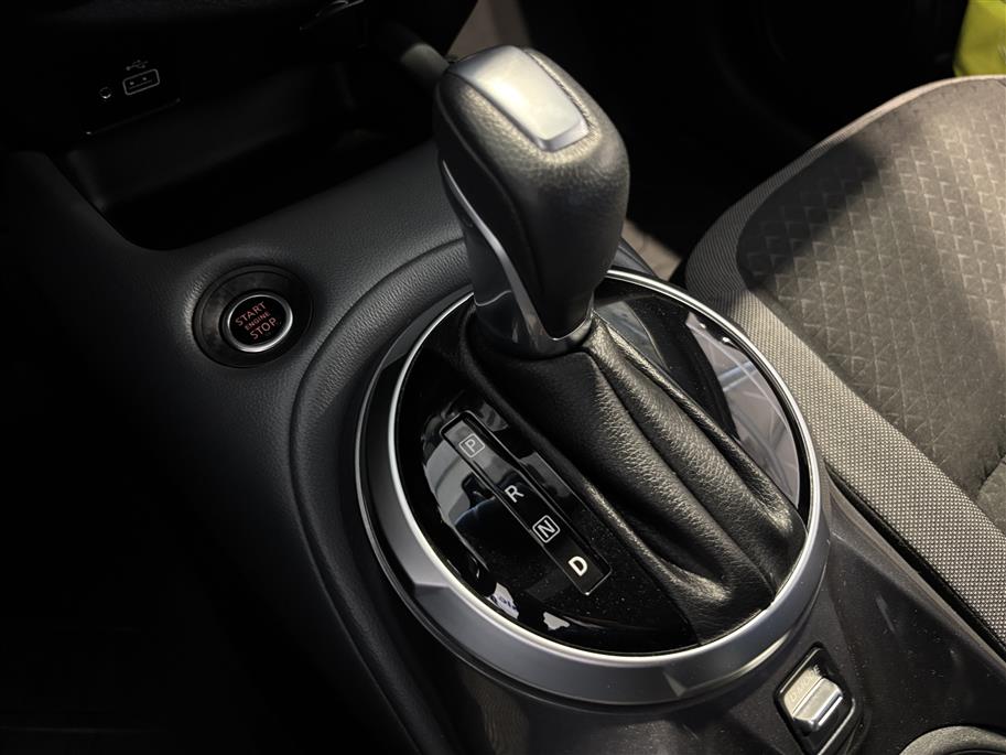 NISSAN Juke 2021