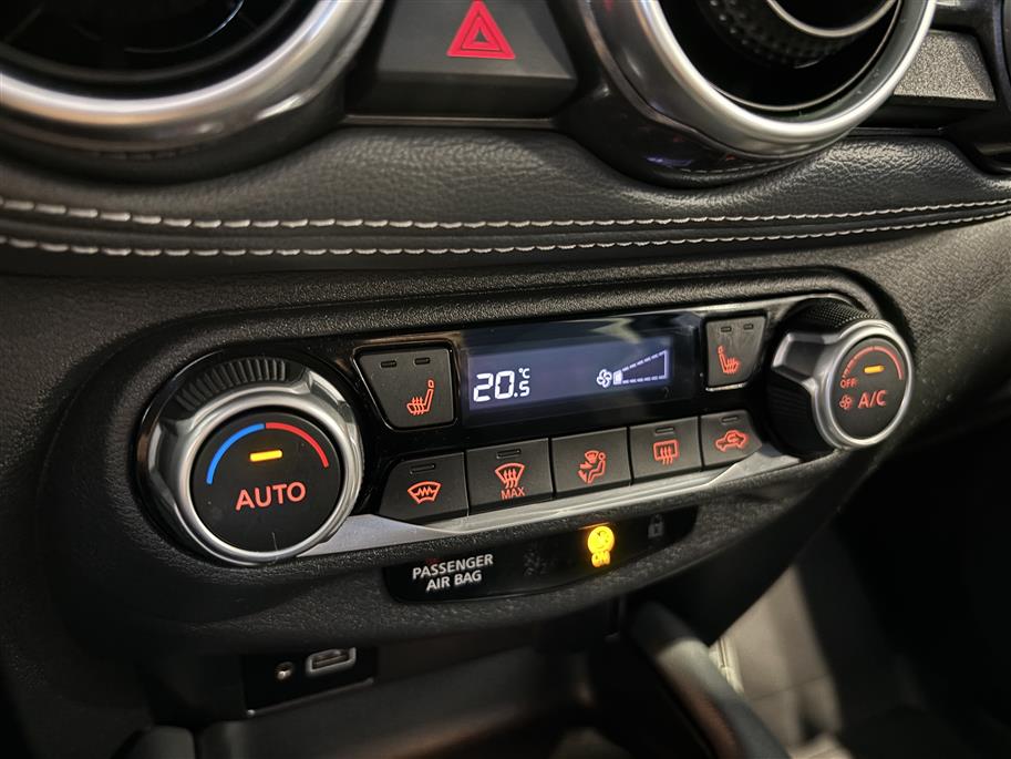 NISSAN Juke 2021