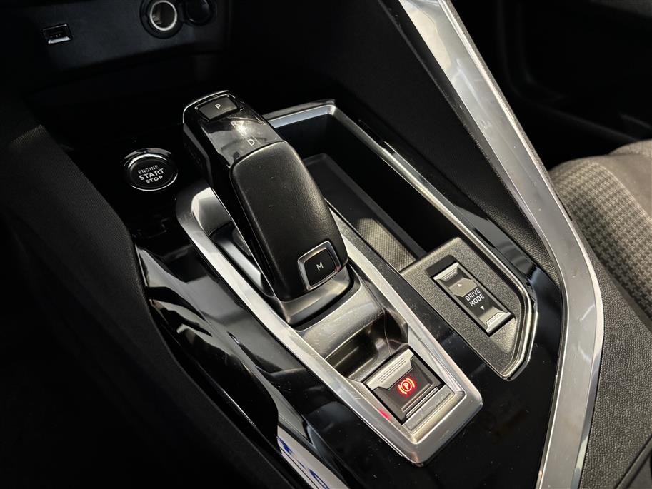 PEUGEOT 3008 2022