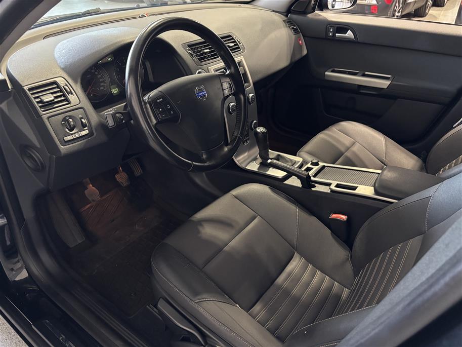 VOLVO V50 2009