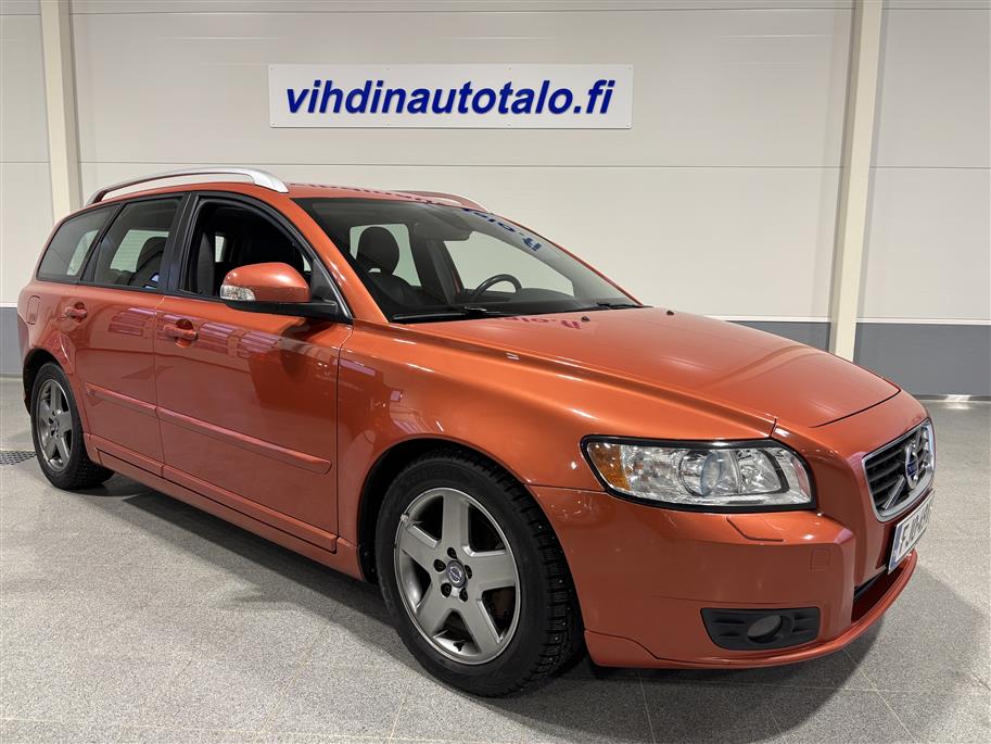 VOLVO V50 2010