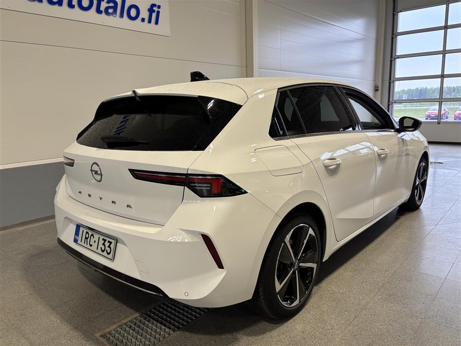 Opel Astra 2023