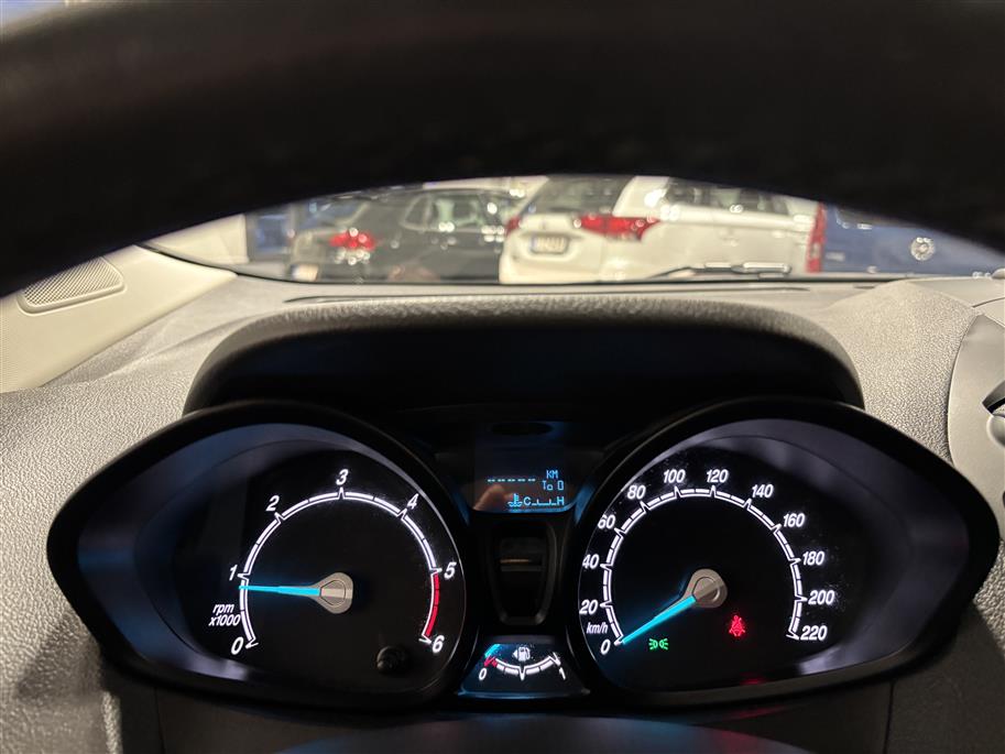 Ford Transit Courier 2021