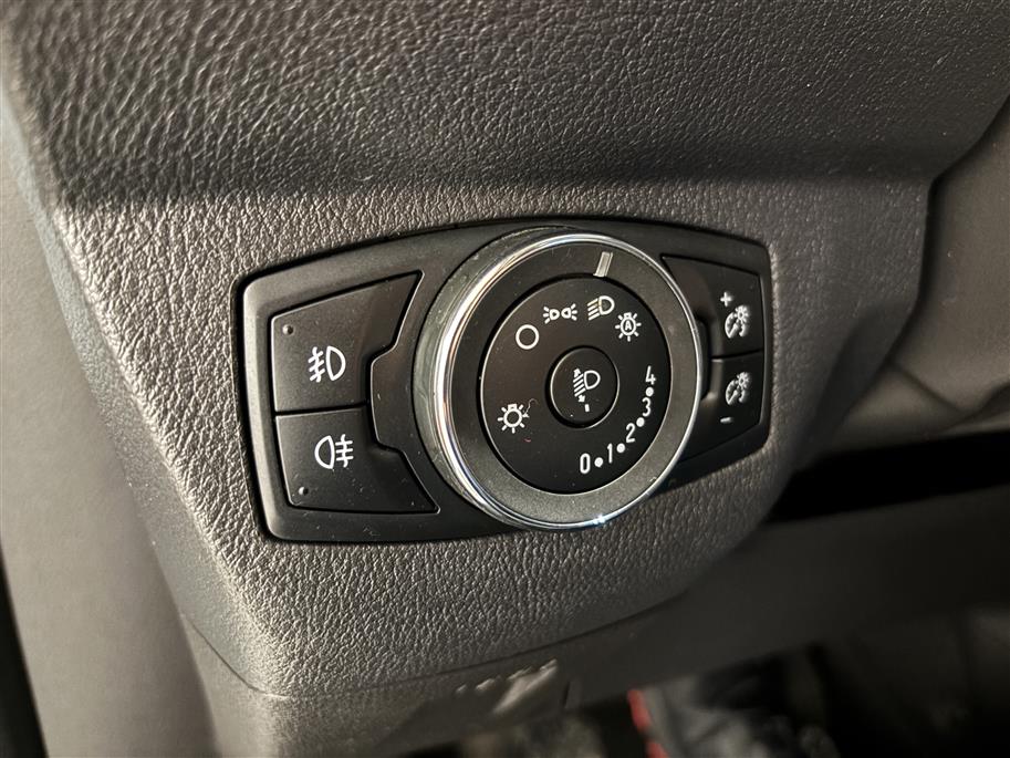 Ford Transit Courier 2021