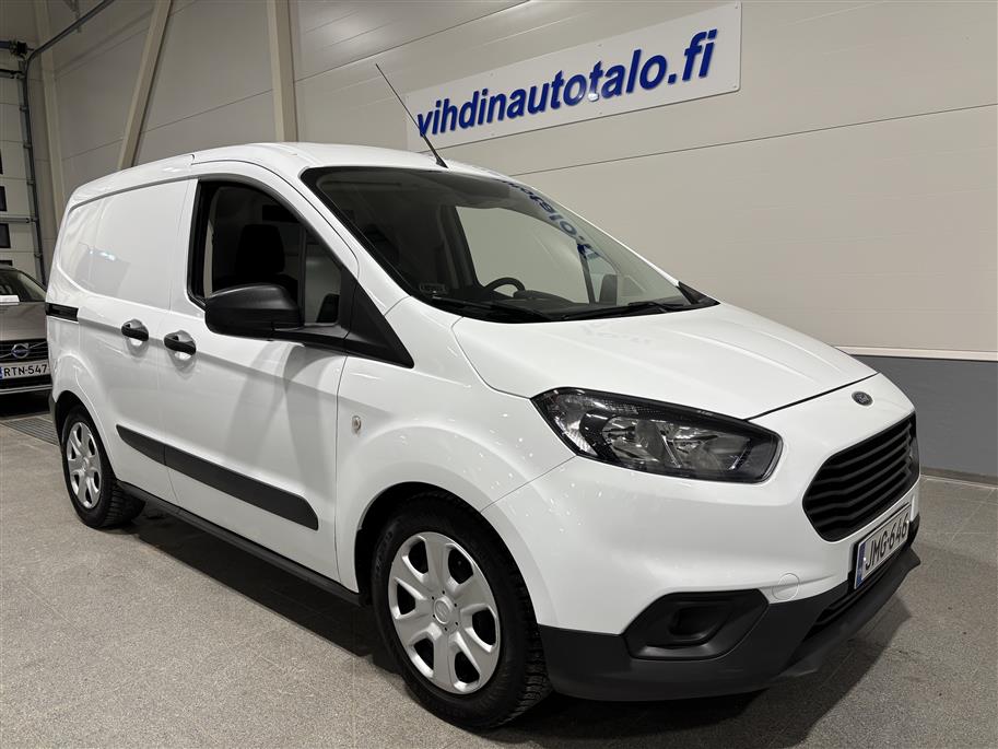 Ford Transit Courier 2021