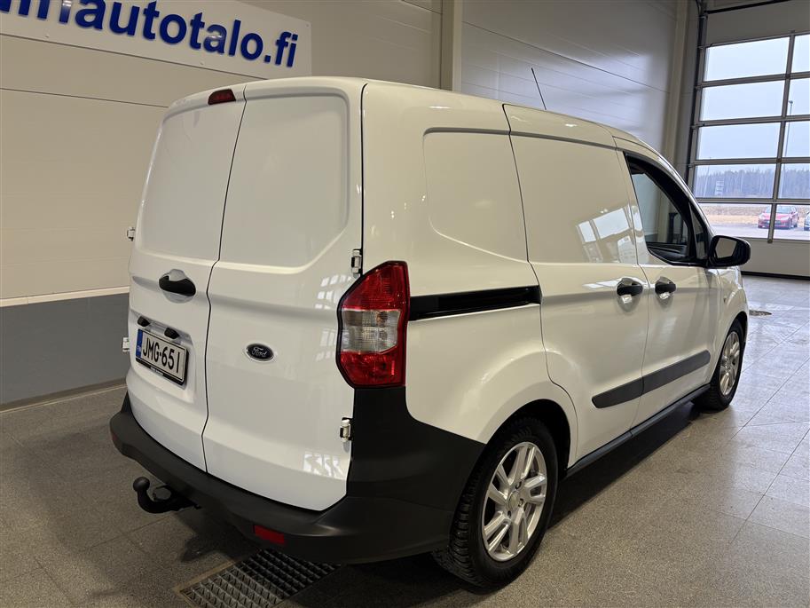 Ford Transit Courier 2021
