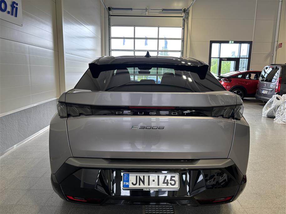 Peugeot E-3008 2024