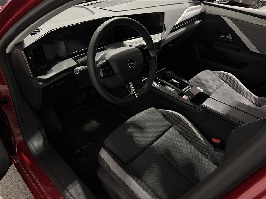 Opel Astra Electric 2024