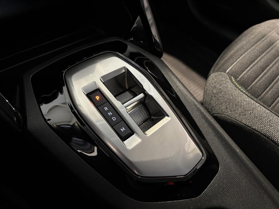 PEUGEOT 208 2024