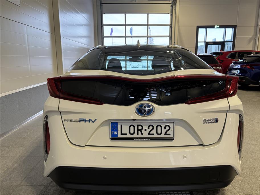 Toyota Prius Plug-in 2019