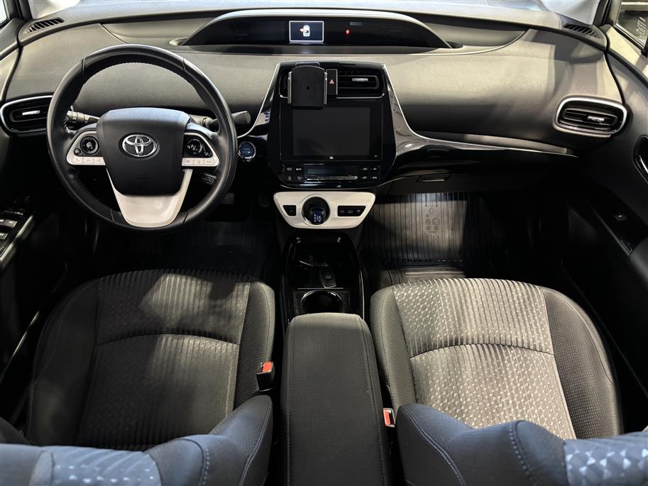 Toyota Prius Plug-in 2019