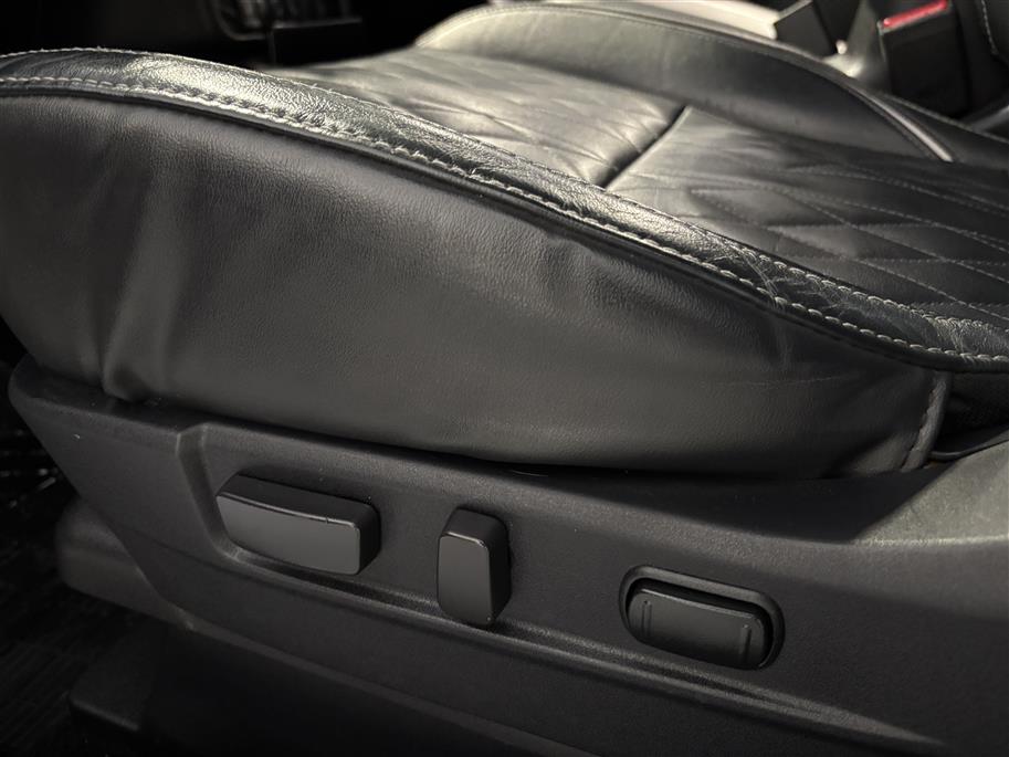 MITSUBISHI Outlander PHEV 2020