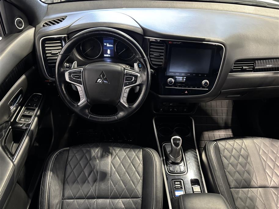 MITSUBISHI Outlander PHEV 2020