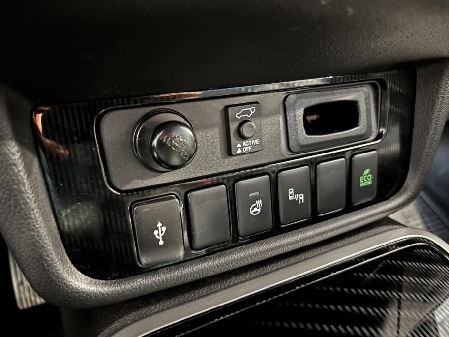 MITSUBISHI Outlander PHEV 2020