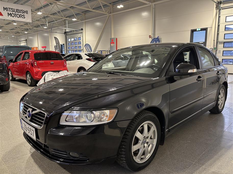 VOLVO S40 2010