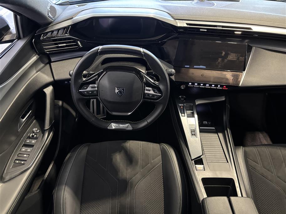Peugeot 408 2023