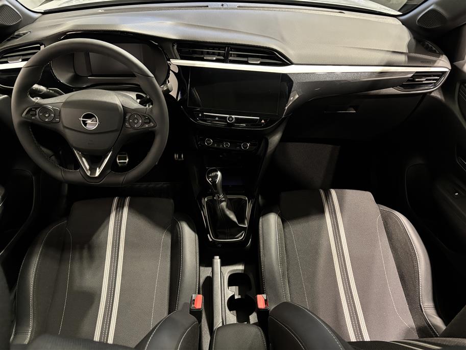 Opel Corsa 2024