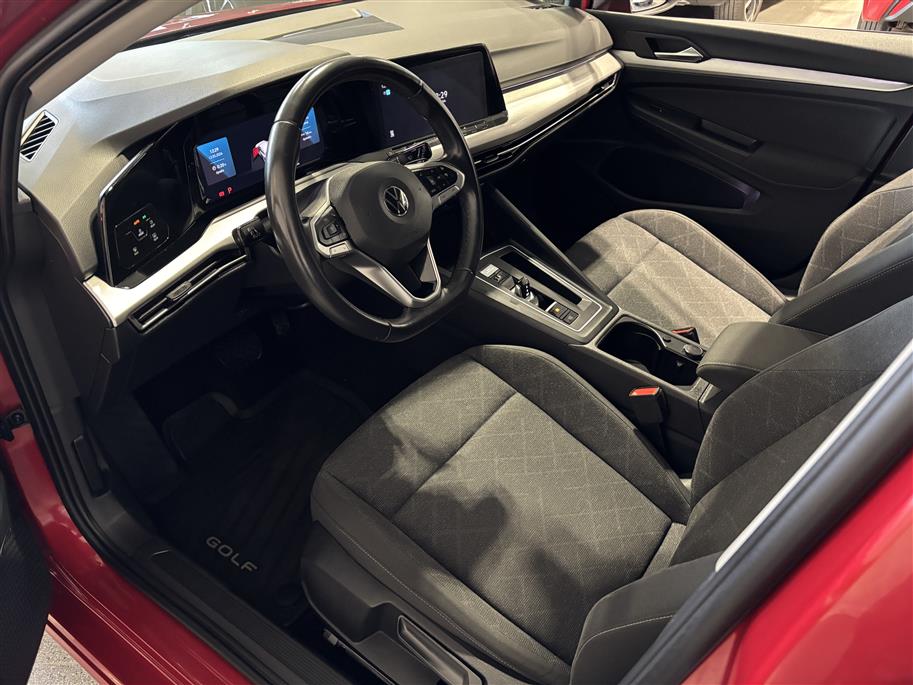 VOLKSWAGEN Golf 2022