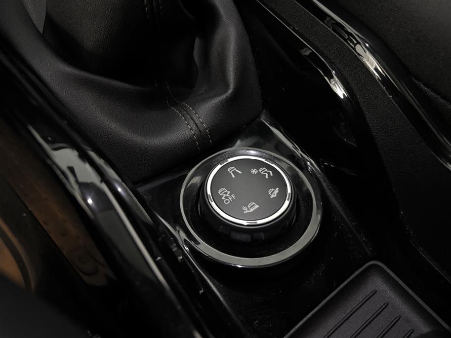 PEUGEOT 2008 2015