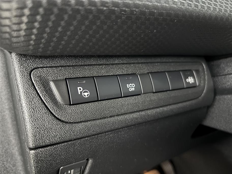 PEUGEOT 2008 2015